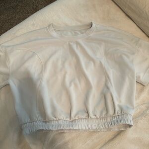 Lululemon crop top